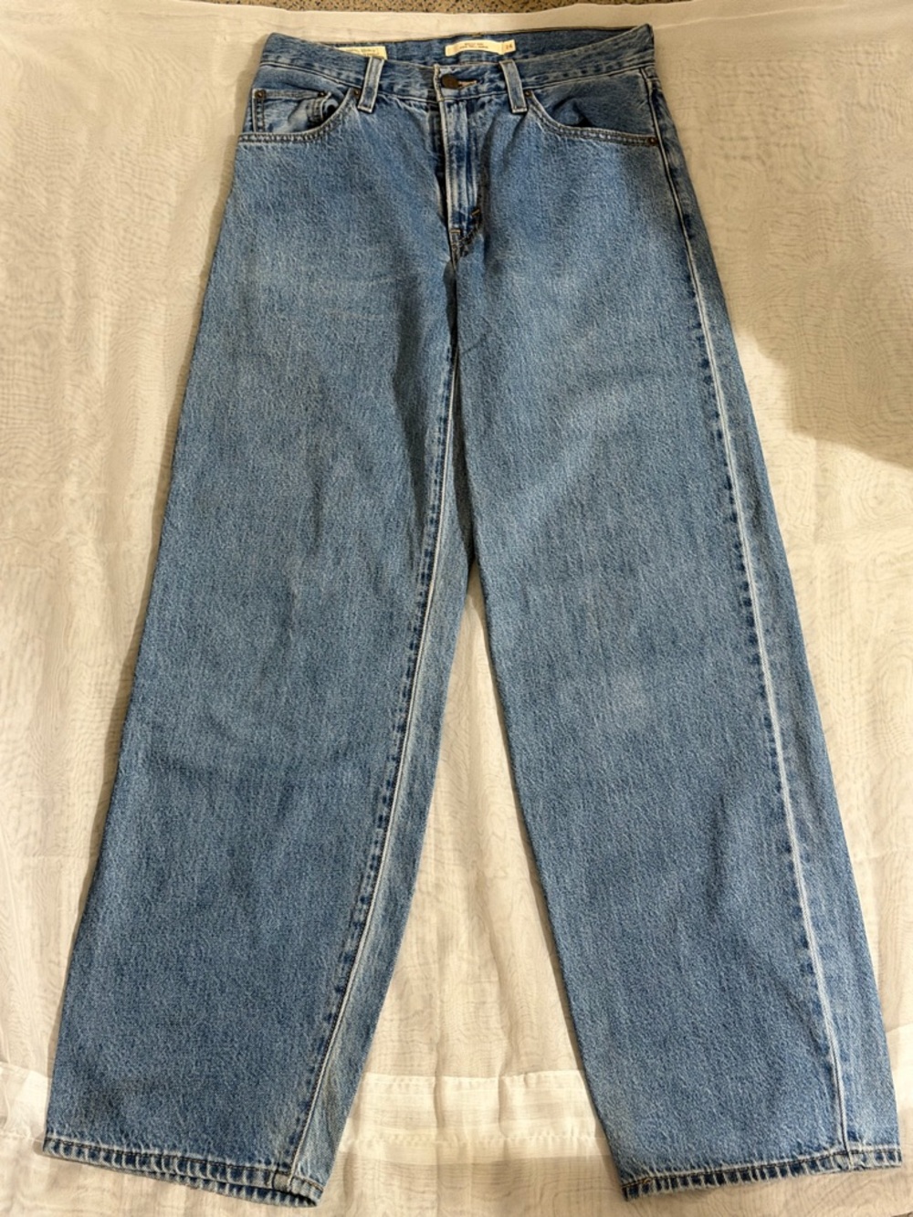 Levi’s Baggy Dad (Size 24) - Picture 2 of 8